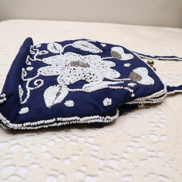 Vintage Beaded Evening Bag: Navy Blue Floral Handbag, Rhinestone Clasp - Picture 7 of 11